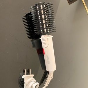 Mini Curling brush and iron. Two in one.